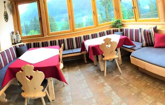 Agroturismo Haus Hochzeigerblick *
