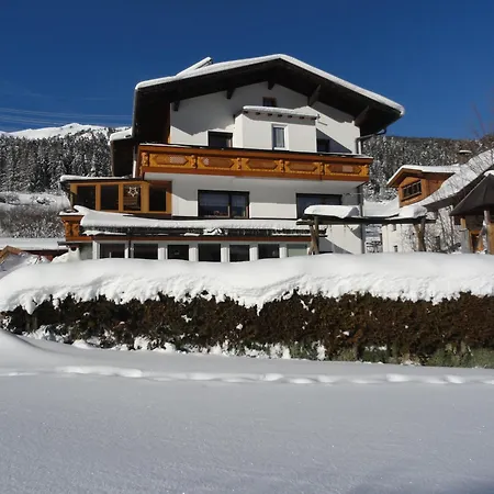Farm stay Haus Hochzeigerblick *
